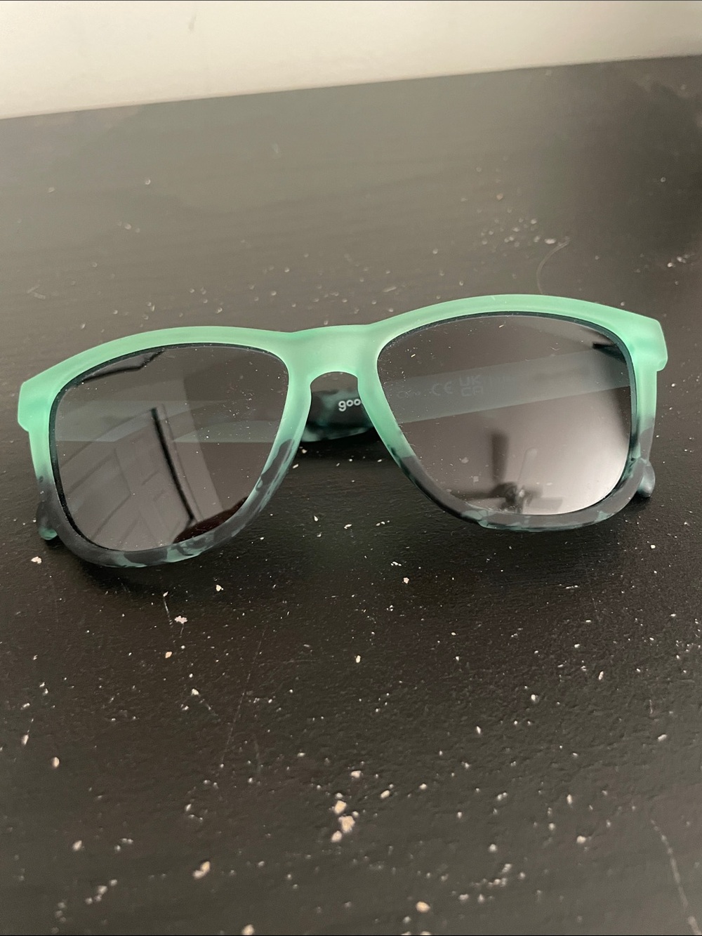 Green Gradient Women's Sunglasses - Classic Frame
